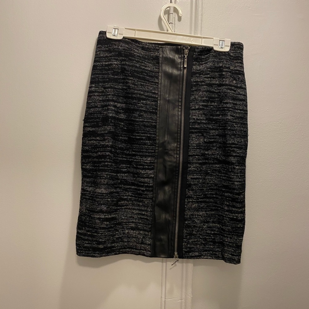 Katherine Barclay leather and tweed skirt size 4
